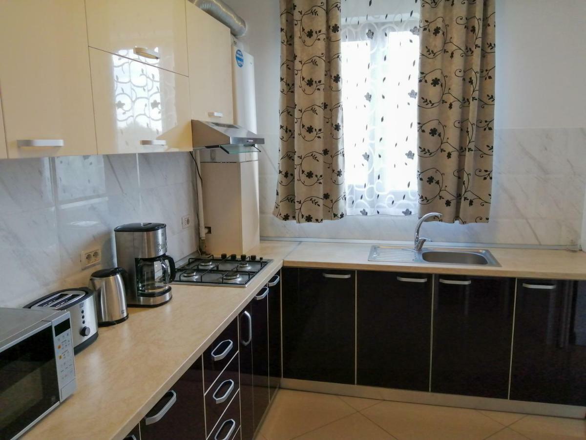 Apartament Negru Voda Питешти Экстерьер фото
